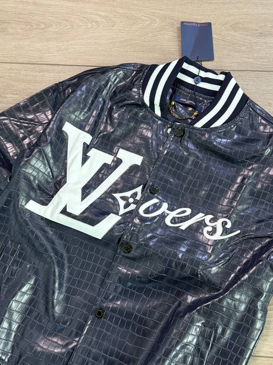 LV Lovers jacket size M