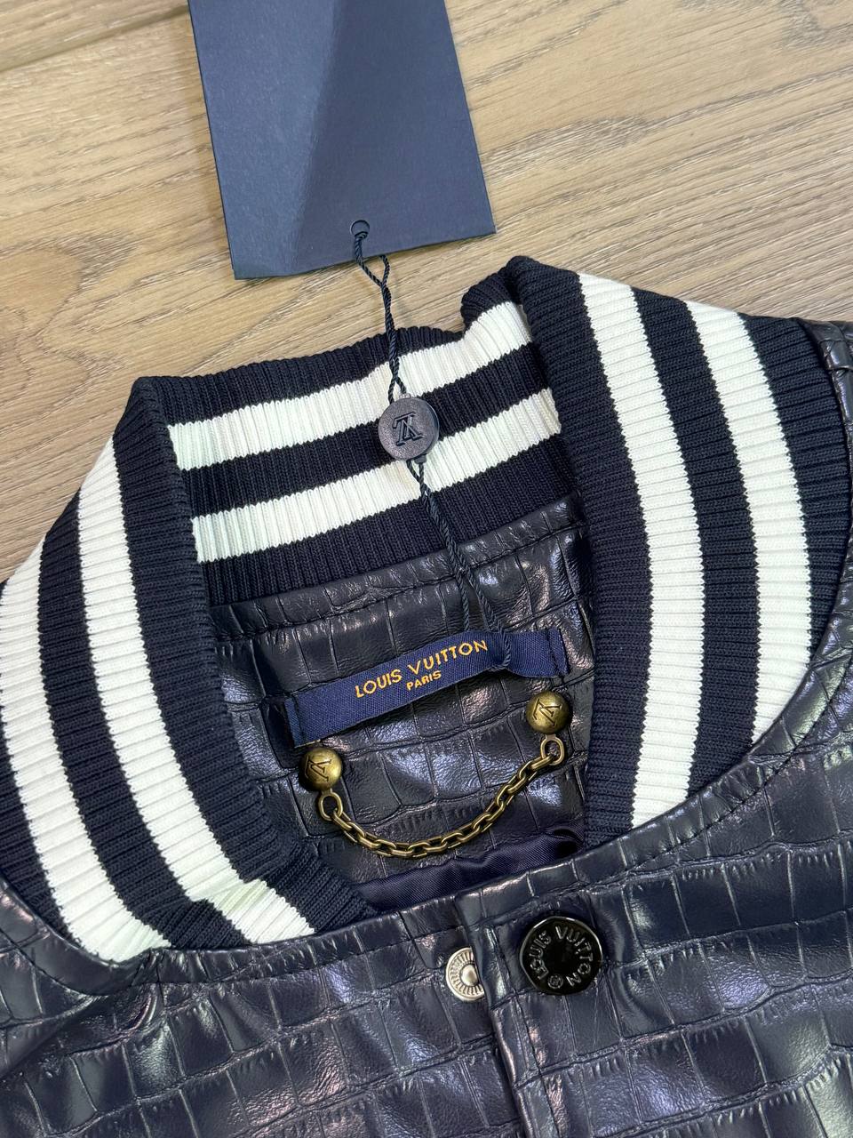 LV Lovers jacket size M